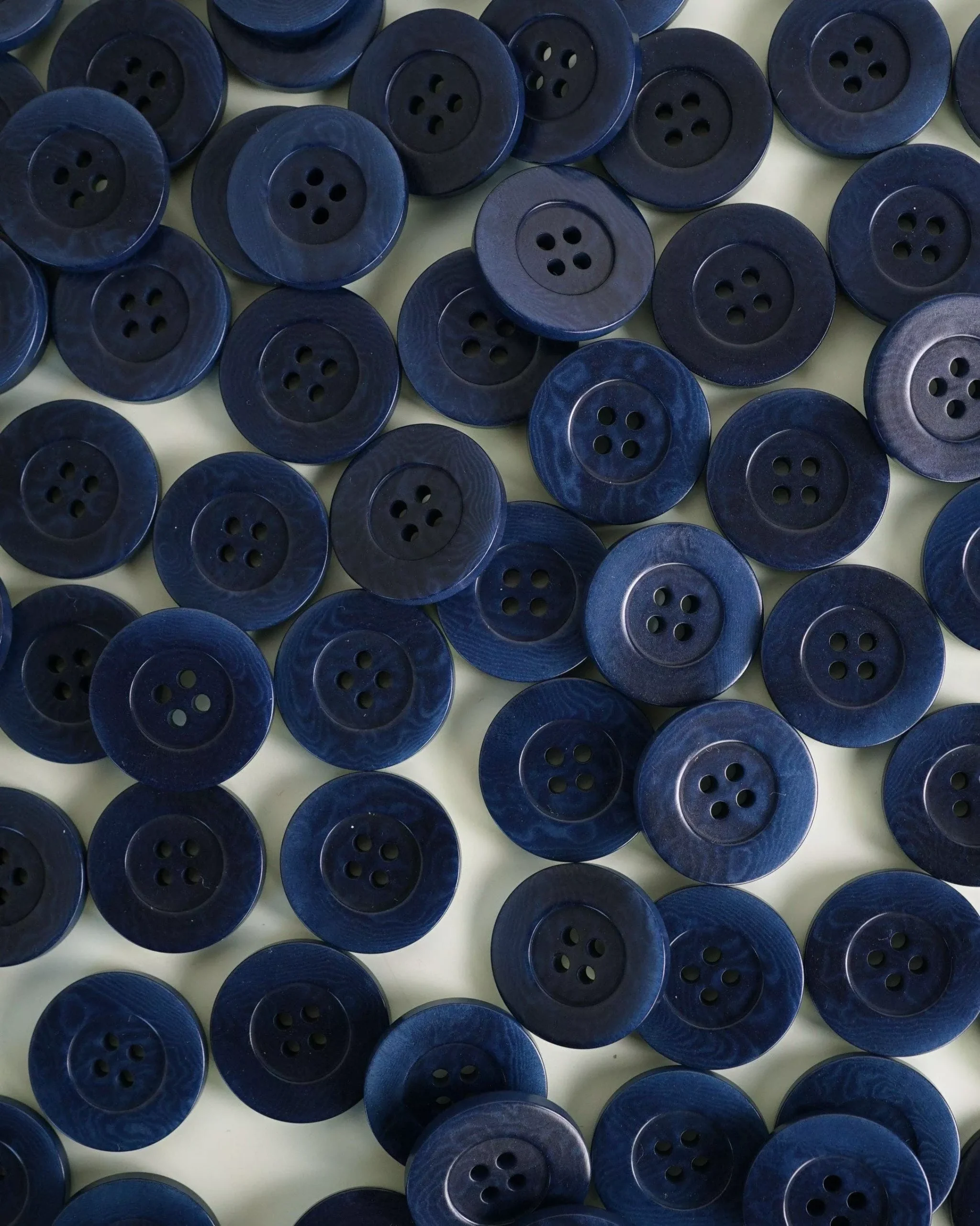 Midnight 1" Corozo Nut Buttons: Set of 4