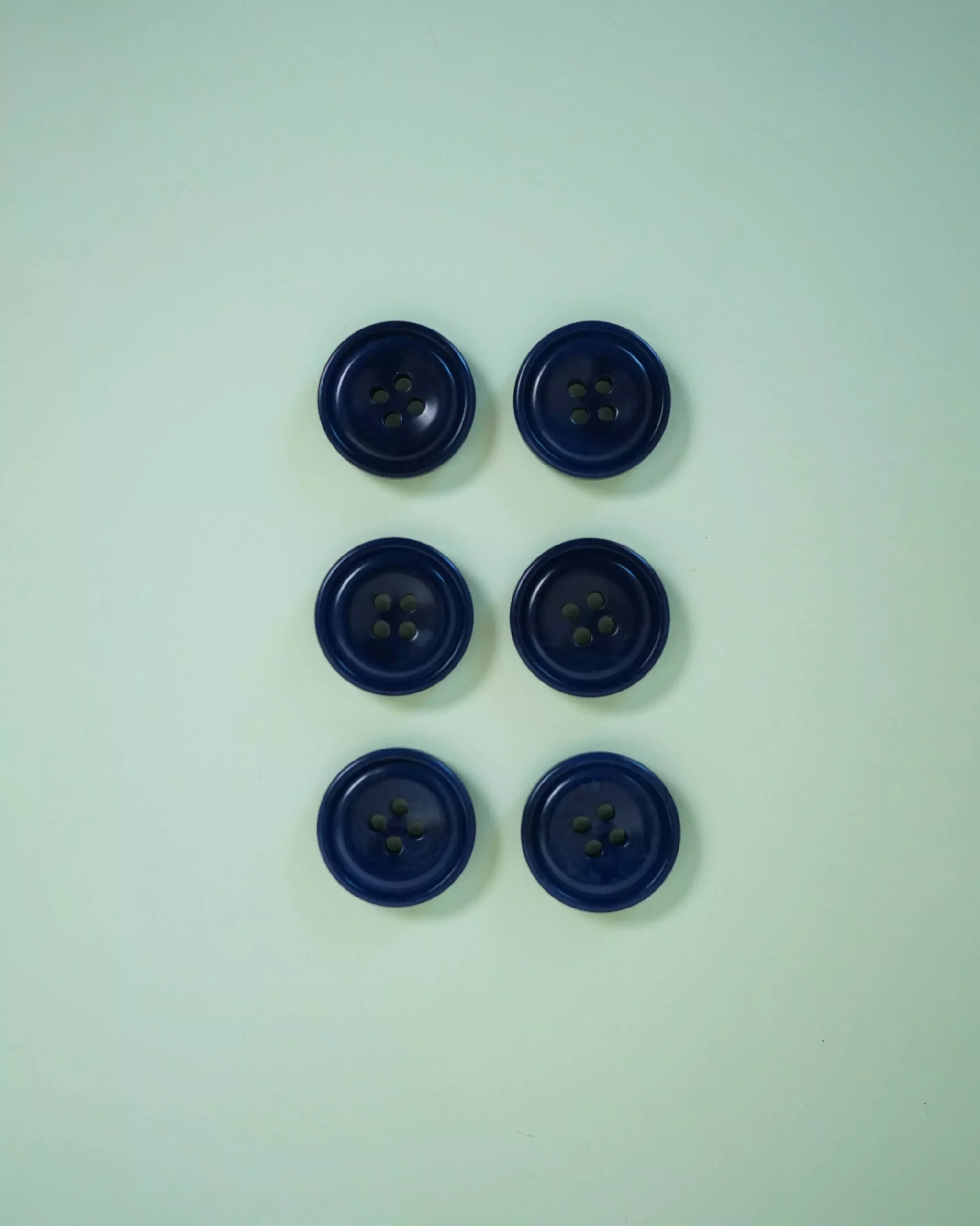 Midnight 3/4" Corozo Nut Buttons: Set of 6