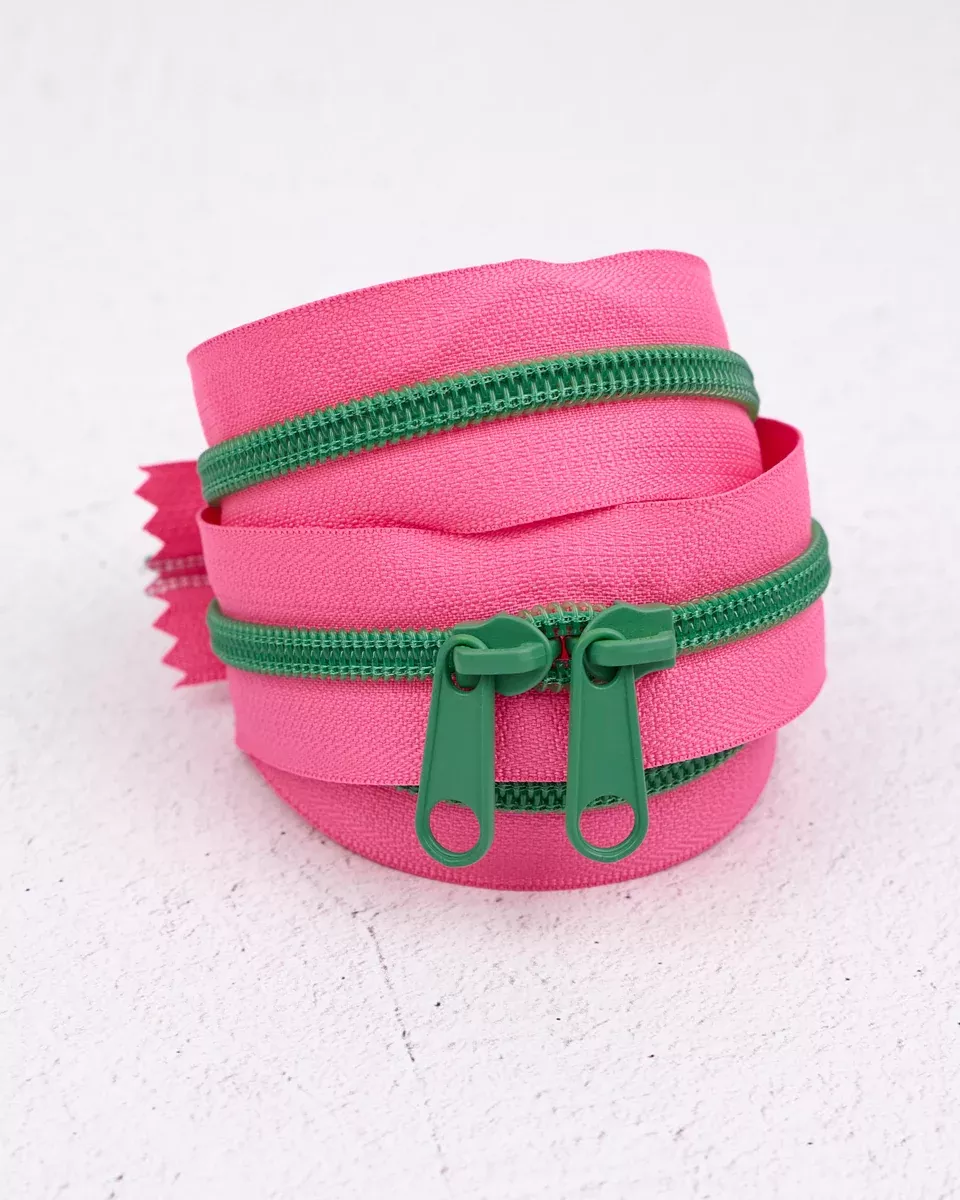 Renaissance Ribbons - 30" Zipper - Dragonfruit