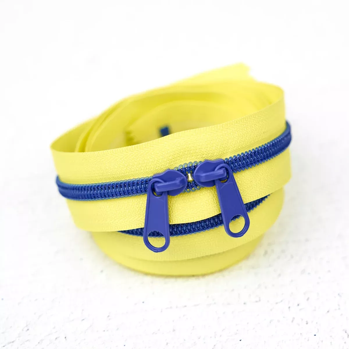 Renaissance Ribbons - 30" Zipper - Electric Lime